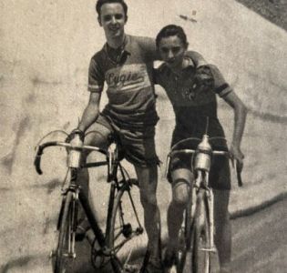 Foto_Sport_I_n_8_15_12_1951_18