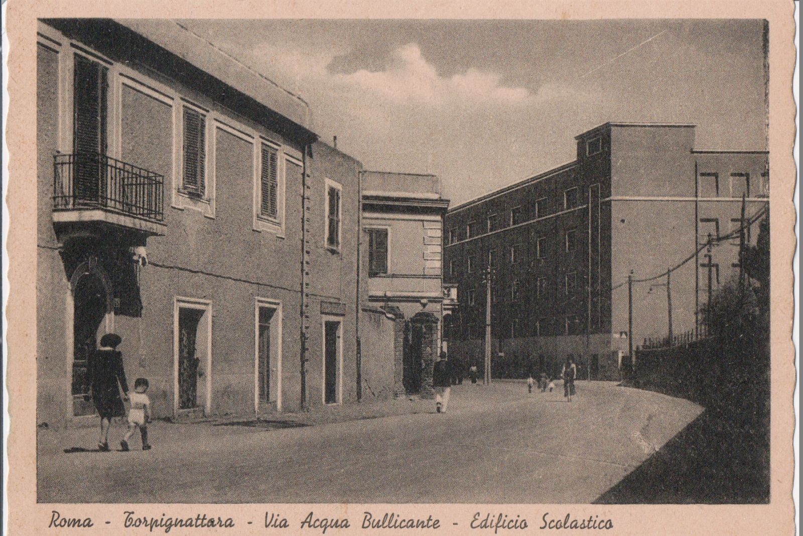 Via dell'Acqua Bullicante, Scuola Francesco Pisacane, stampa 1942 (Collezione Ficacci) [CC BY NC ND]