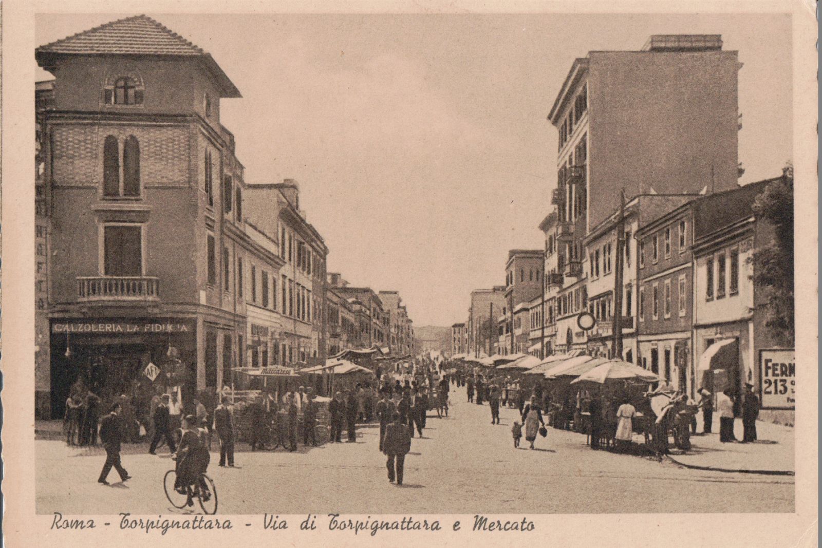 Il mercato in via di Tor Pignattara, stampa 1942 (Collezione Ficacci)  [CC BY NC ND]